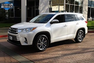 2018 Toyota Highlander 5TDJZRFH2JS818517 2018 Toyota Highlander