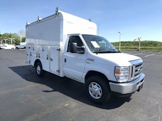 2017 Ford E-Series Chassis E-350 SD 1FDWE3F68HDC38977 2017 Ford E-Series Chassis E-350 SD