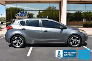 2016 Kia Forte5 EX KNAFX5A82G5491625 2016 Kia Forte5 EX