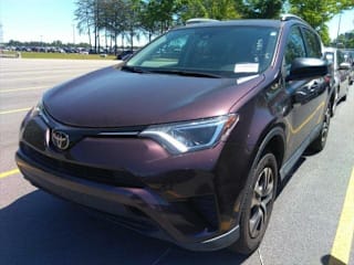 2018 Toyota RAV4 LE 2T3ZFREV6JW458797 2018 Toyota RAV4 LE