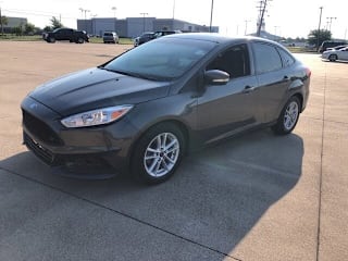 2017 Ford Focus SE 1FADP3FE0HL260450 2017 Ford Focus SE