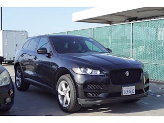 2019 Jaguar F-PACE SADCJ2FX4KA605649 2019 Jaguar F-PACE