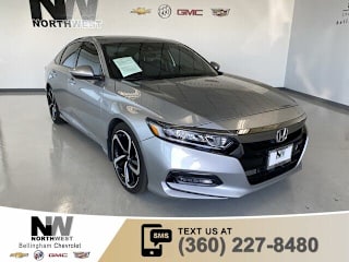 2018 Honda Accord 1HGCV1F31JA213512 2018 Honda Accord