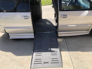 2000 Dodge Grand Caravan 2B4GP44R6YR564065 2000 Dodge Grand Caravan