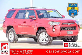 2020 Toyota 4Runner SR5 JTEBU5JR9L5795043 2020 Toyota 4Runner SR5