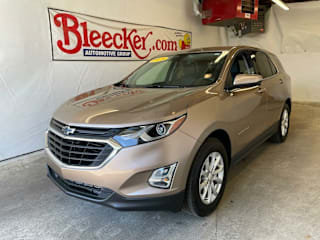 2018 Chevrolet Equinox LT 2GNAXJEV1J6216854 2018 Chevrolet Equinox LT