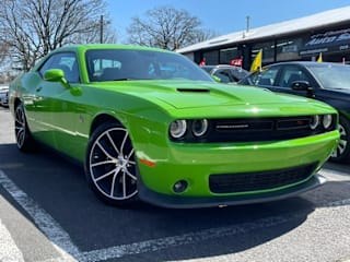 2017 Dodge Challenger 392 HEMI Scat Pack Shaker 2C3CDZFJ5HH586146 2017 Dodge Challenger 392 HEMI Scat Pack Shaker