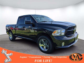2017 Ram Pickup 1500 Express 1C6RR7FT5HS813087 2017 Ram Pickup 1500 Express