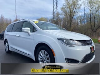 2018 Chrysler Pacifica Touring L 2C4RC1BG1JR141858 2018 Chrysler Pacifica Touring L