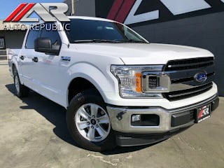 2019 Ford F-150 XLT 1FTEW1CB3KKE38204 2019 Ford F-150 XLT