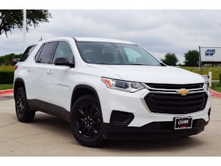 2019 Chevrolet Traverse LS 1GNERFKW5KJ213546 2019 Chevrolet Traverse LS