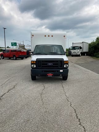 2017 Ford E-Series Chassis E-350 SD 1FDWE3FS8HDC13106 2017 Ford E-Series Chassis E-350 SD