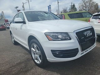 2010 Audi Q5 3.2 quattro Premium Plus WA1LKAFP0AA017002 2010 Audi Q5 3.2 quattro Premium Plus