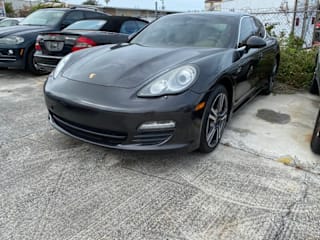 2010 Porsche Panamera WP0AB2A7XAL060597 2010 Porsche Panamera