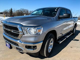 2019 Ram Pickup 1500 1C6SRFFT2KN737345 2019 Ram Pickup 1500