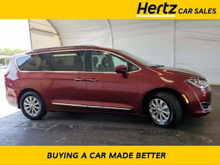 2019 Chrysler Pacifica Touring L 2C4RC1BG5KR537700 2019 Chrysler Pacifica Touring L