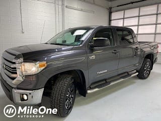 2016 Toyota Tundra SR5 5TFDY5F19GX492455 2016 Toyota Tundra SR5