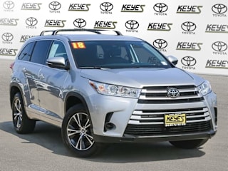 2018 Toyota Highlander LE 5TDZZRFH1JS276412 2018 Toyota Highlander LE