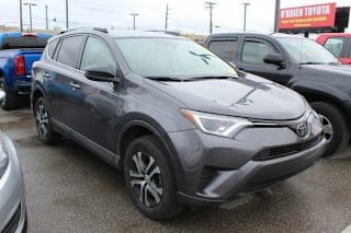 2017 Toyota RAV4 2T3ZFREV8HW319670 2017 Toyota RAV4