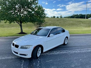 2011 BMW 3 Series 328i WBAPH7C58BE677906 2011 BMW 3 Series 328i