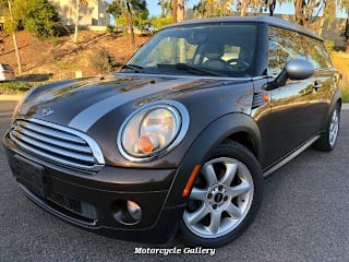 2009 MINI Cooper Clubman Base WMWML33579TX34712 2009 MINI Cooper Clubman Base