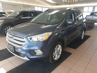 2018 Ford Escape SE 1FMCU9GD6JUB38727 2018 Ford Escape SE