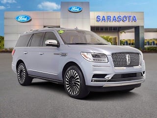 2018 Lincoln Navigator 5LMJJ2TT9JEL13824 2018 Lincoln Navigator