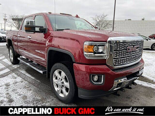 2018 GMC Sierra 2500HD 1GT12UEG7JF228569 2018 GMC Sierra 2500HD