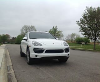 2012 Porsche Cayenne S WP1AB2A29CLA46695 2012 Porsche Cayenne S