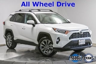 2020 Toyota RAV4 XLE Premium 2T3A1RFV6LC085579 2020 Toyota RAV4 XLE Premium