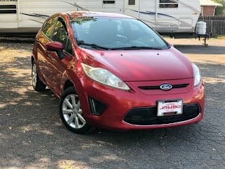 2011 Ford Fiesta 3FADP4EJ6BM111745 2011 Ford Fiesta