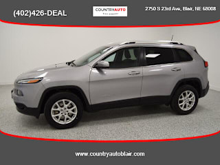 2018 Jeep Cherokee Latitude 1C4PJMCB5JD609367 2018 Jeep Cherokee Latitude