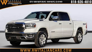 2020 Ram Pickup 1500 Laramie 1C6SRFJT0LN281984 2020 Ram Pickup 1500 Laramie