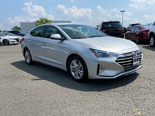 2019 Hyundai Elantra SEL 5NPD84LF6KH431904 2019 Hyundai Elantra SEL