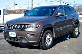 2018 Jeep Grand Cherokee Laredo E 1C4RJFAG4JC280718 2018 Jeep Grand Cherokee Laredo E