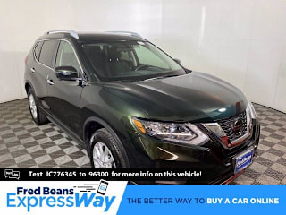 2018 Nissan Rogue SV 5N1AT2MV9JC776345 2018 Nissan Rogue SV