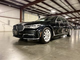 2018 BMW 7 Series 740i xDrive WBA7E4C55JGV24247 2018 BMW 7 Series 740i xDrive