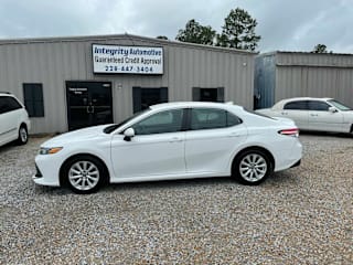 2019 Toyota Camry LE 4T1B11HK3KU167283 2019 Toyota Camry LE
