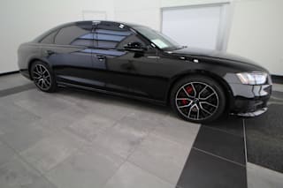 2020 Audi S8 4.0T quattro WAU8SAF80LN015487 2020 Audi S8 4.0T quattro
