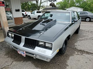 1984 Oldsmobile Cutlass Supreme Brougham 1G3AM47A6EM411952 1984 Oldsmobile Cutlass Supreme Brougham