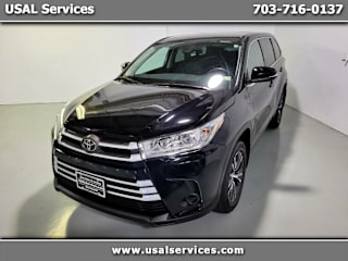 2018 Toyota Highlander LE 5TDBZRFH7JS824673 2018 Toyota Highlander LE