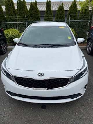 2017 Kia Forte LX 3KPFL4A72HE148626 2017 Kia Forte LX