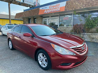 2011 Hyundai Sonata 5NPEB4AC5BH305693 2011 Hyundai Sonata
