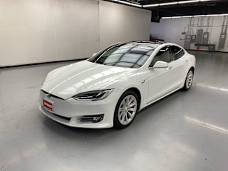 2019 Tesla Model S Performance 5YJSA1E43KF330940 2019 Tesla Model S Performance