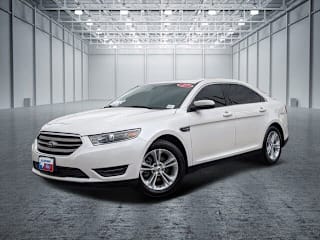 2017 Ford Taurus 1FAHP2E80HG135156 2017 Ford Taurus