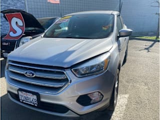 2017 Ford Escape 1FMCU9G95HUA24711 2017 Ford Escape