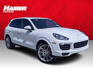 2017 Porsche Cayenne Platinum Edition WP1AA2A23HKA89591 2017 Porsche Cayenne Platinum Edition