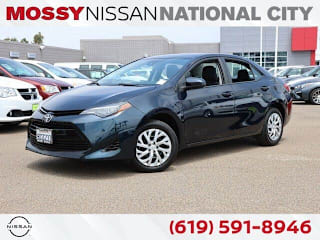 2018 Toyota Corolla LE 5YFBURHE8JP825082 2018 Toyota Corolla LE