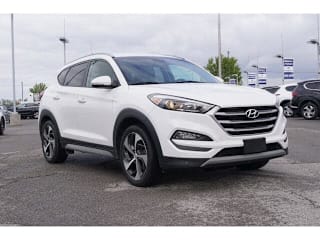 2017 Hyundai Tucson Sport KM8J3CA27HU438964 2017 Hyundai Tucson Sport