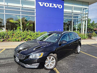 2017 Volvo V60 T5 Premier YV140MEK1H1363572 2017 Volvo V60 T5 Premier